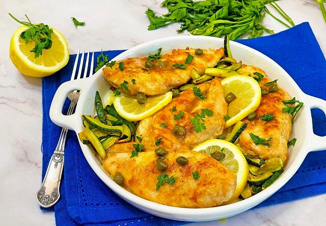 PEITO DE FRANGO AO LIMÃO