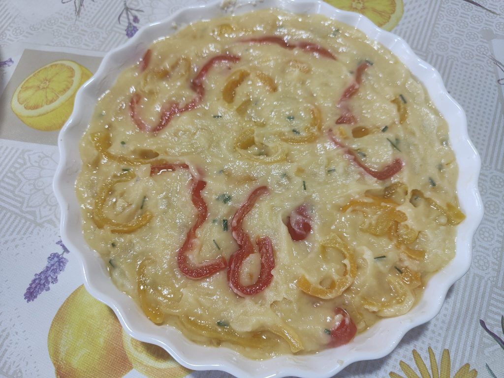 Omelete de batatas e pimentões