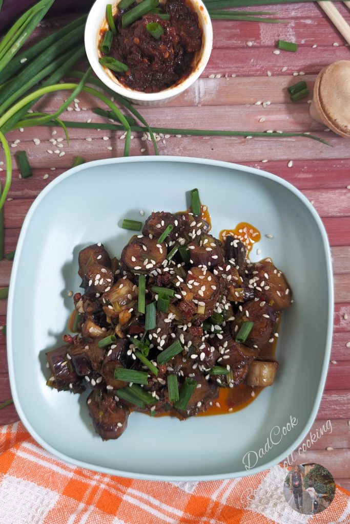 Berinjelas com pimenta de Sichuan: receita fácil e autêntica