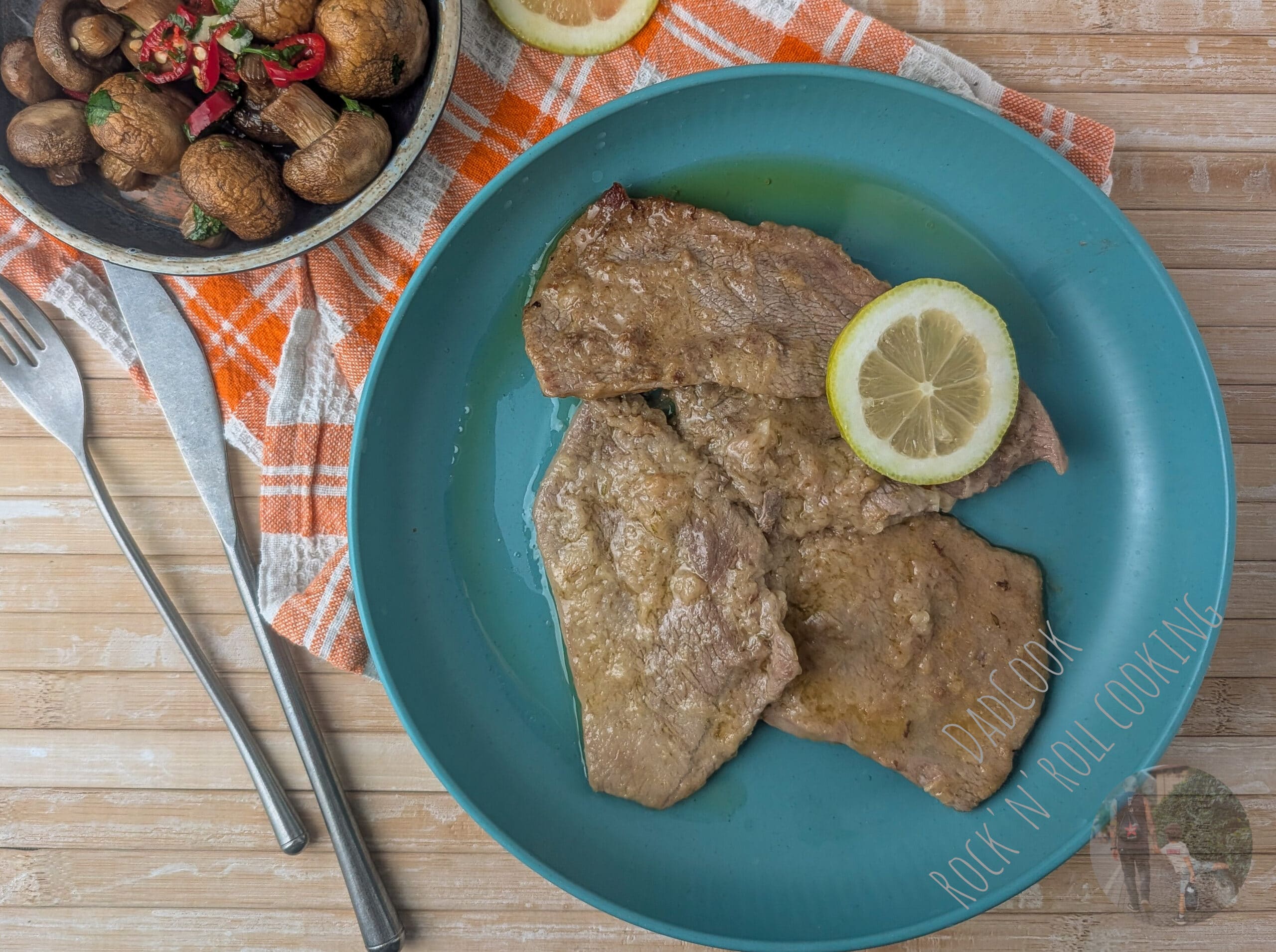 Vídeo – Escalopes ao limão: a receita fácil, rápida e cremosa