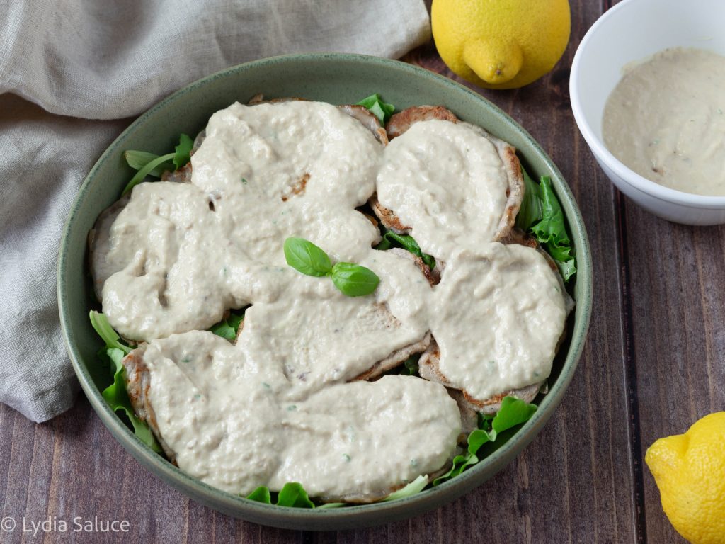 Lombo de porco com molho de atum