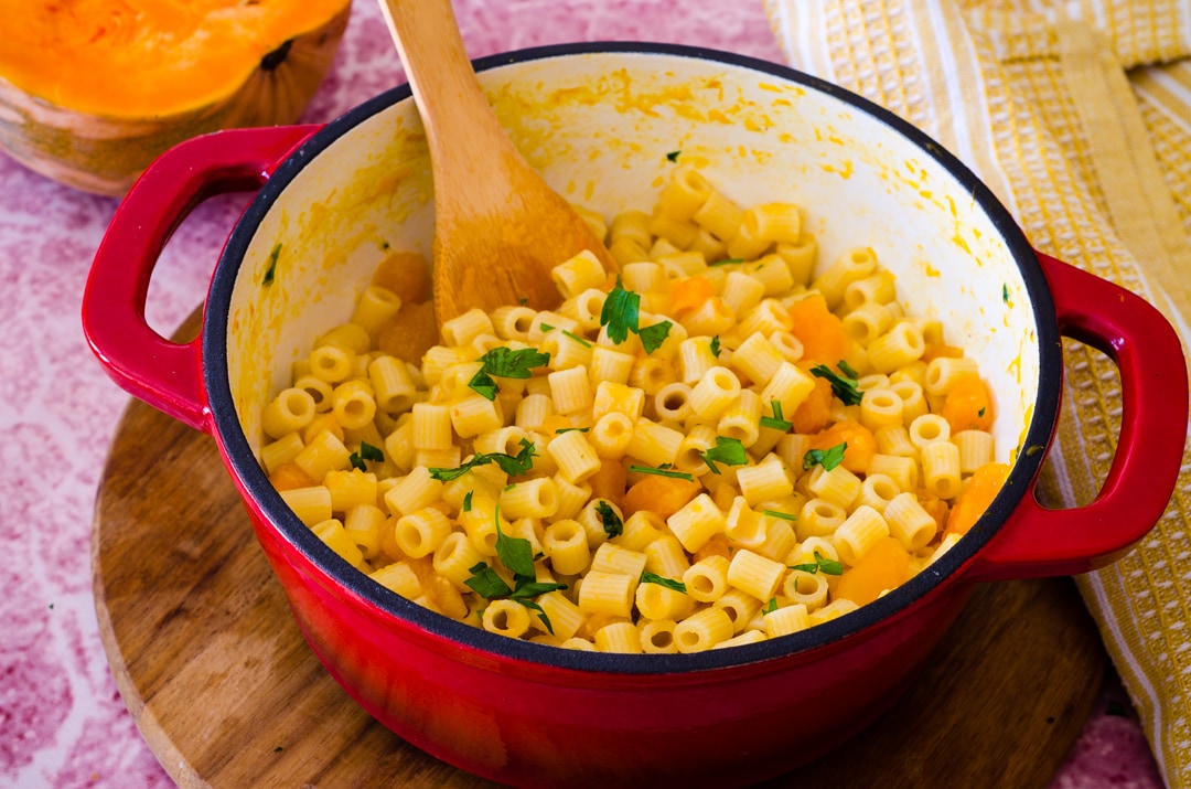 Macarrão e abóbora, receita da culinária napolitana cremosa e deliciosa!