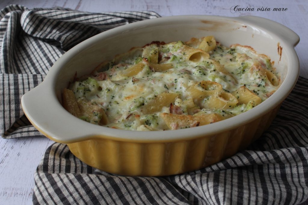 Macarrão gratinado com couve-flor Cozinha vista mar