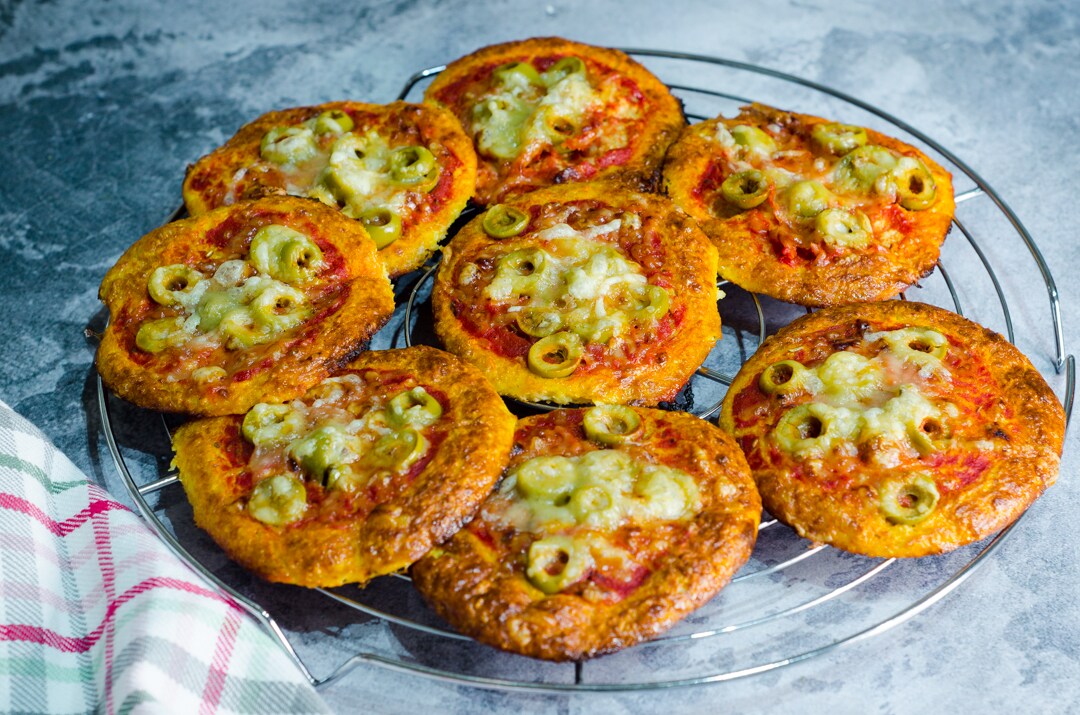 Mini pizzas de queijo cottage sem fermentação: fáceis, rápidas e prontas em 30 minutos