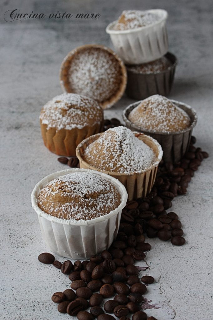 Muffin leves de café Cozinha vista mar