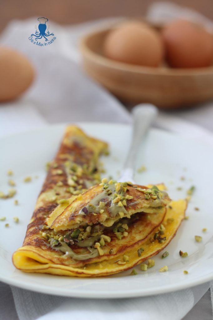 Omelete doce com pistache