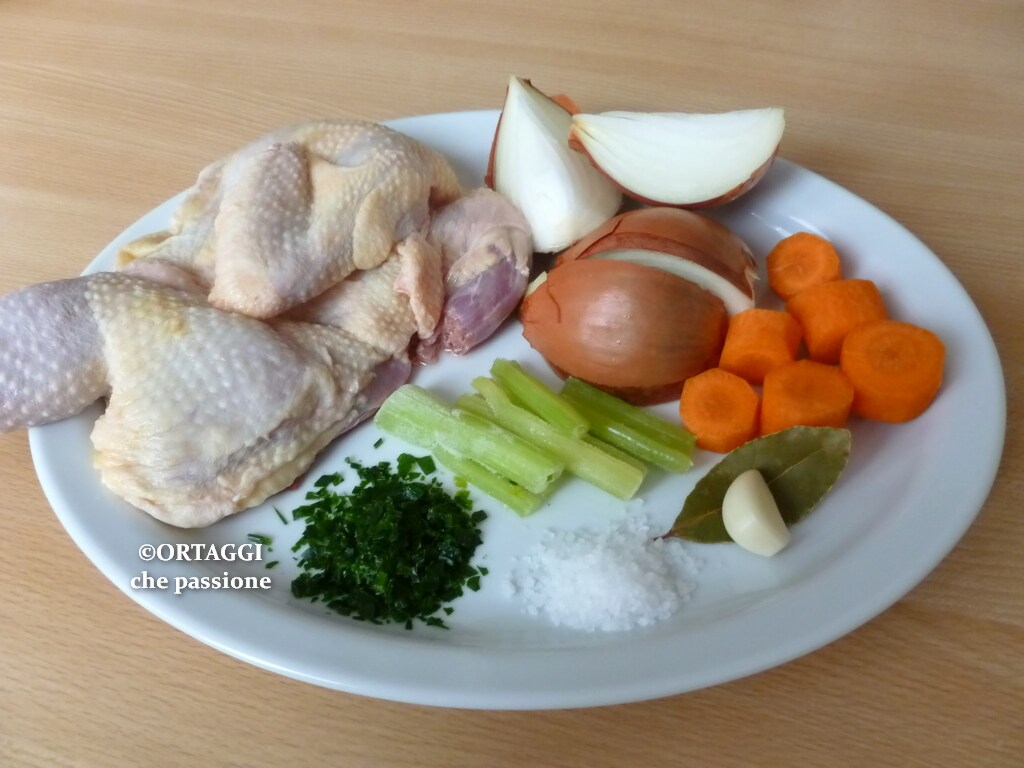 ingredientes caldo de galinha