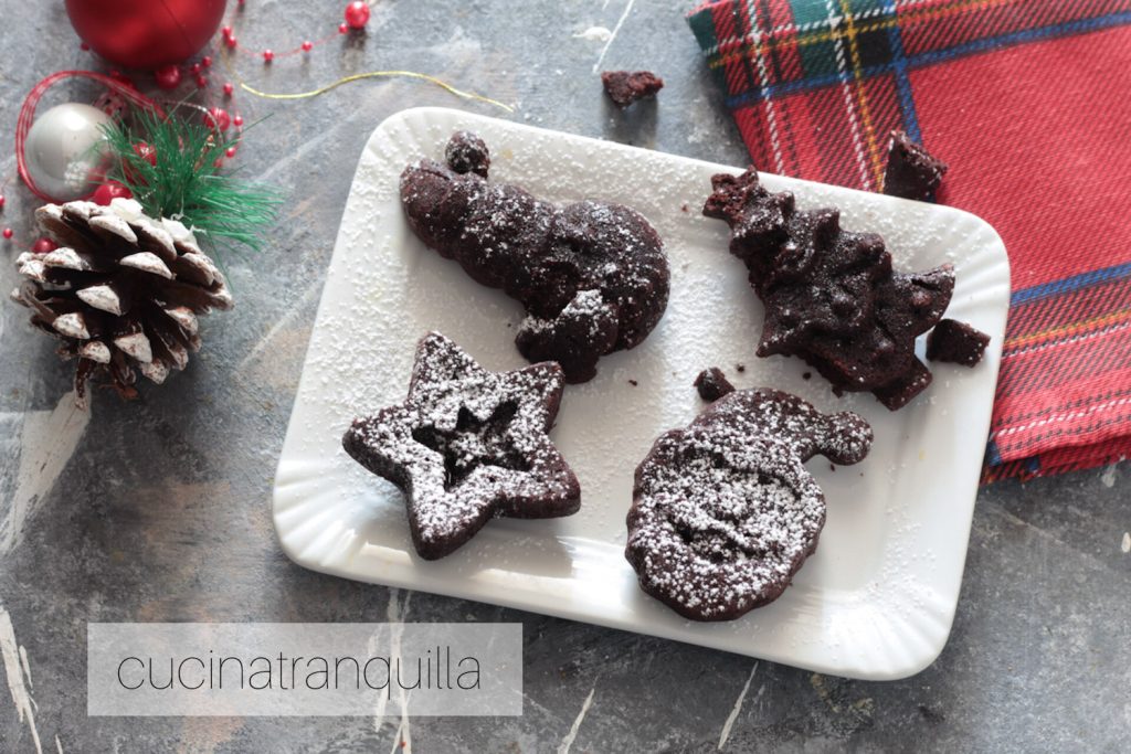 Muffins natalinos com cacau à água