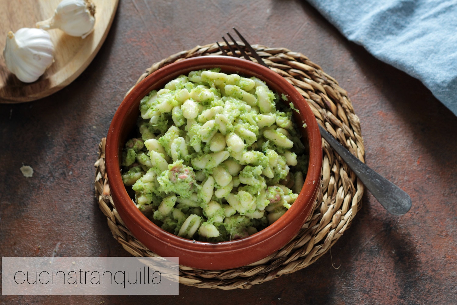 Cavatelli em creme de brócolis e bacon