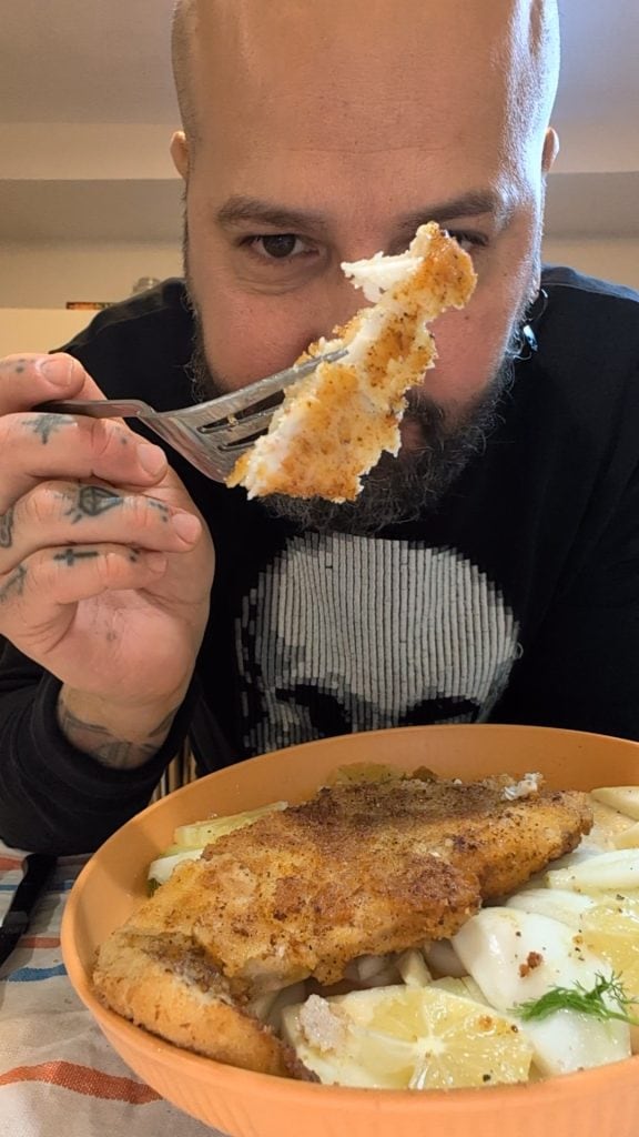 Costeleta de peixe-espada à milanesa: a tradição encontra o mar