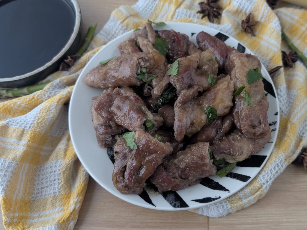 Rolinho de Porco e Aspargos ao Estilo Japonês (Niku-Maki): A Receita Rápida que Vai Impressionar Todos