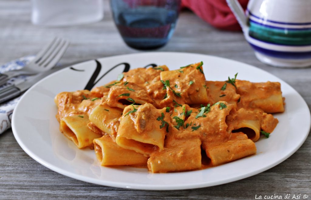 Paccheri-al-baffo-con-tonno