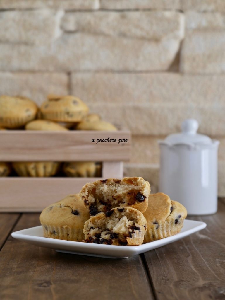 Pães com gotas de chocolate sem manteiga, leite e ovos
