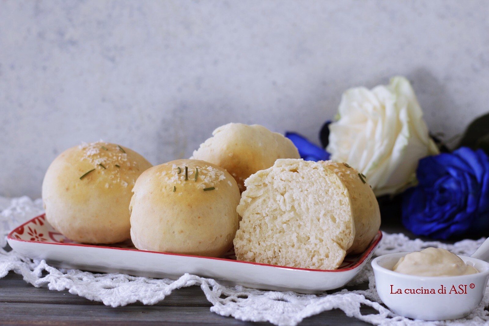 Pãezinhos prontos em 30 minutos