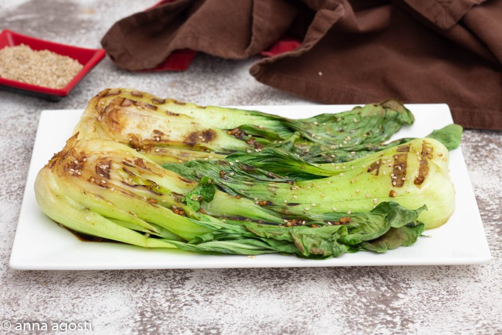 Pak choi grelhado a couve chinesa deliciosa