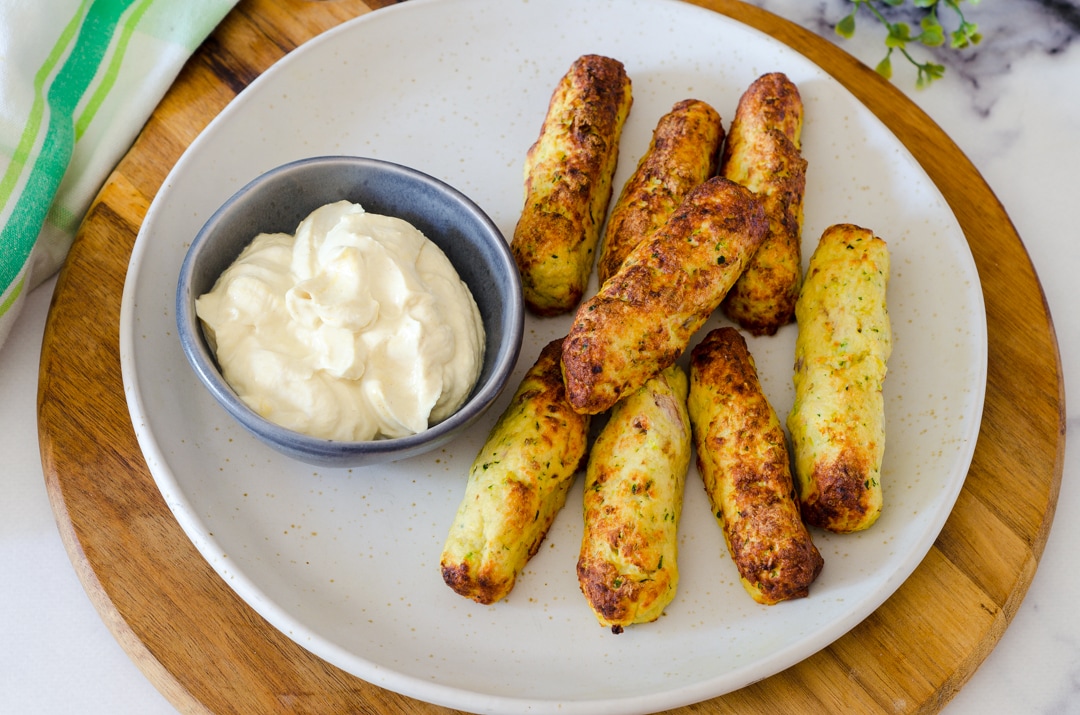 Palitos de frango e abobrinha com apenas 4 ingredientes!