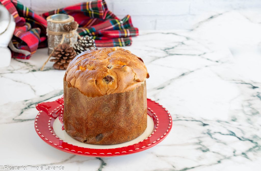 panettone milanês alto