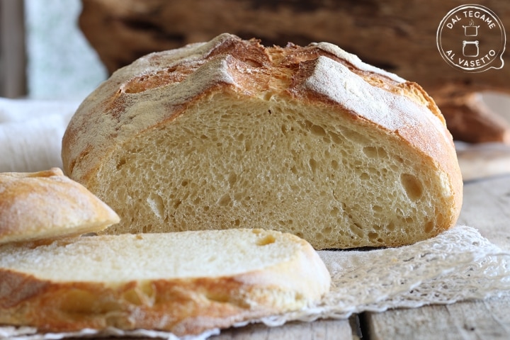 Pão cozido com instant pot