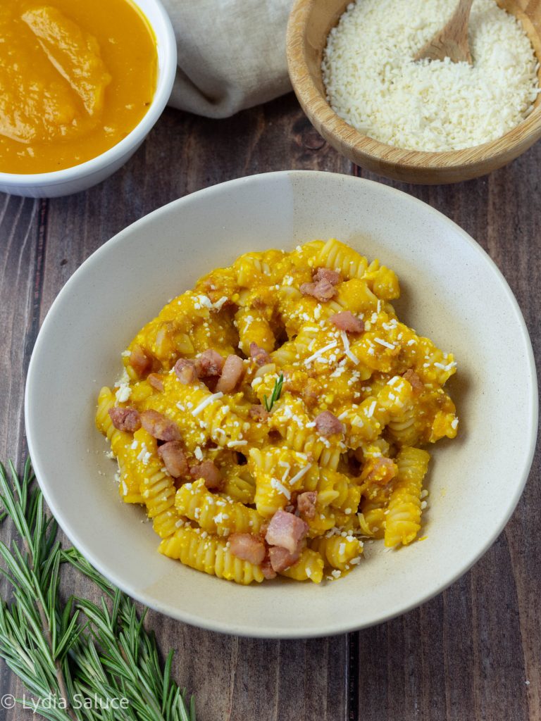 Macarrão com creme de abóbora
