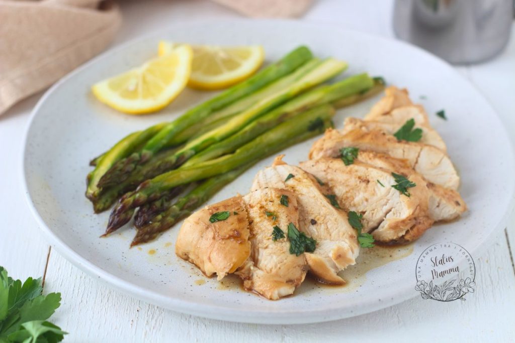 Petto di Pollo al Limone con Asparagi