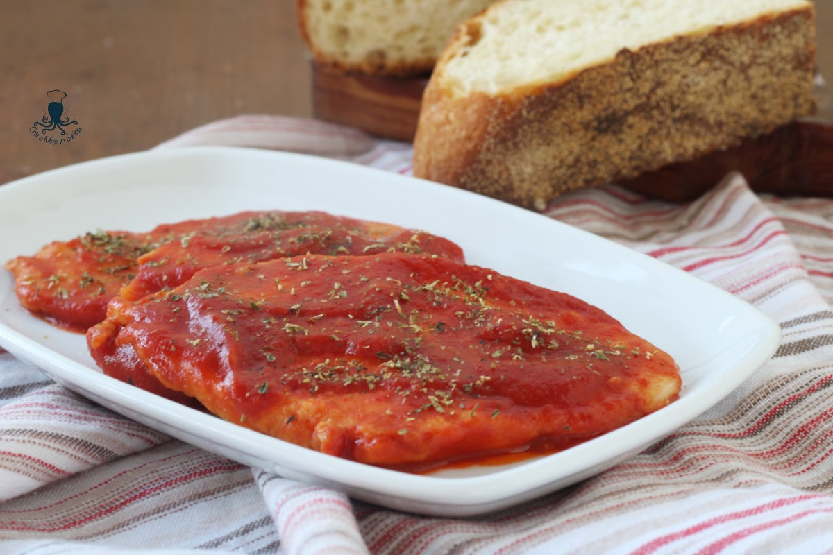 Peito de frango à pizzaiola