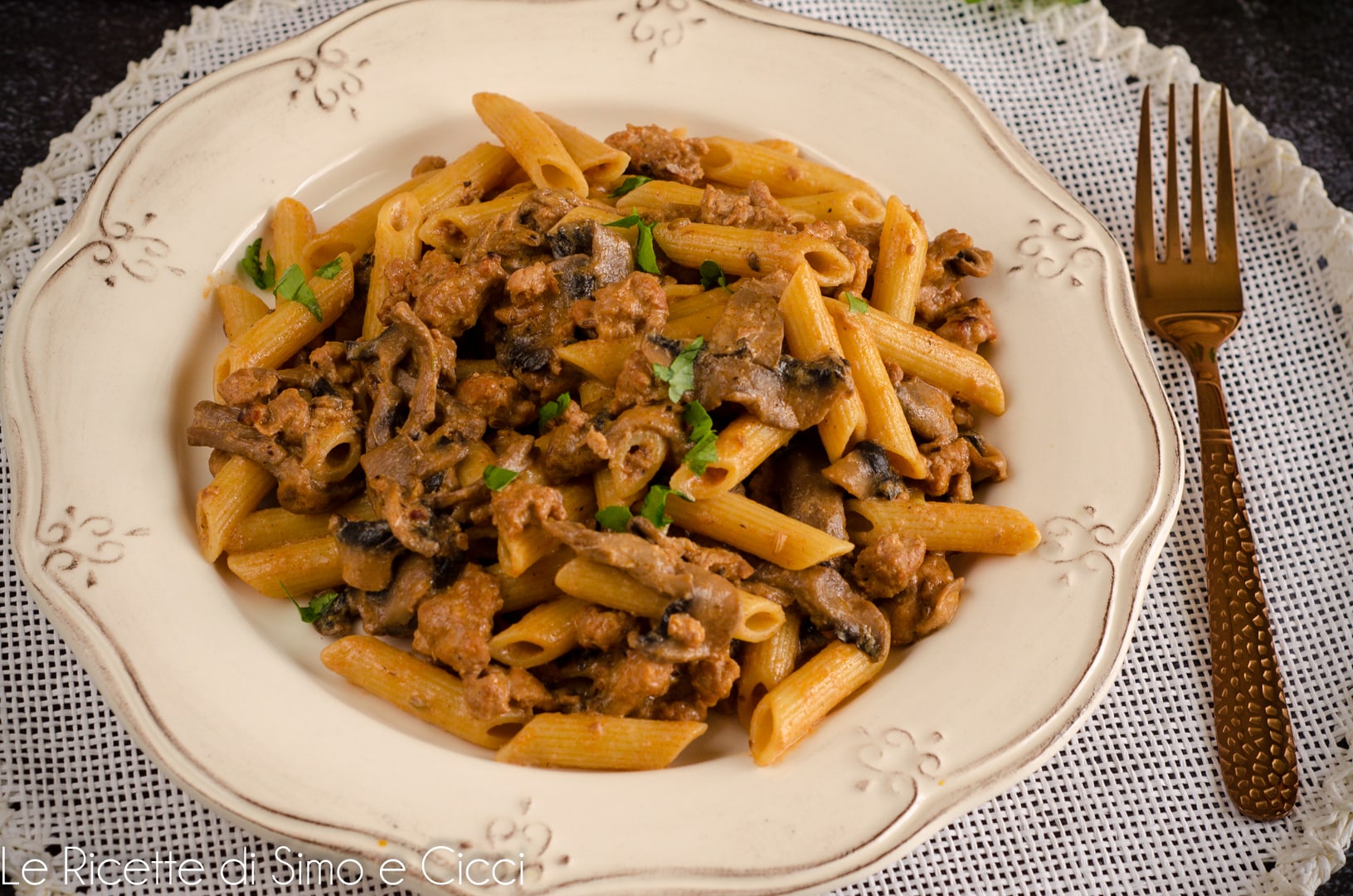 Penne alla boscaiola saborosas e muito fáceis de preparar!
