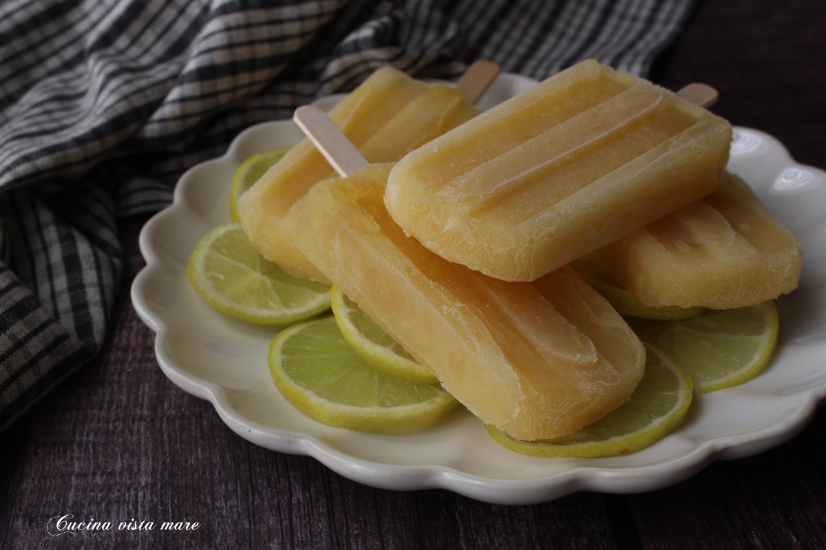 Picolés de frutas cítricas