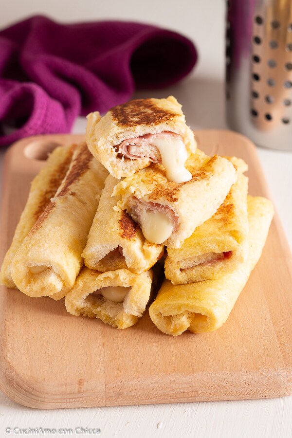 ROLINHOS DE PÃO