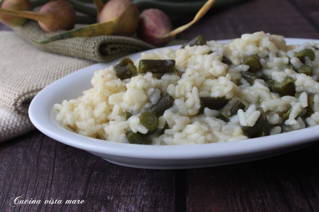 Risoto com talos de aglione Cozinha vista mar