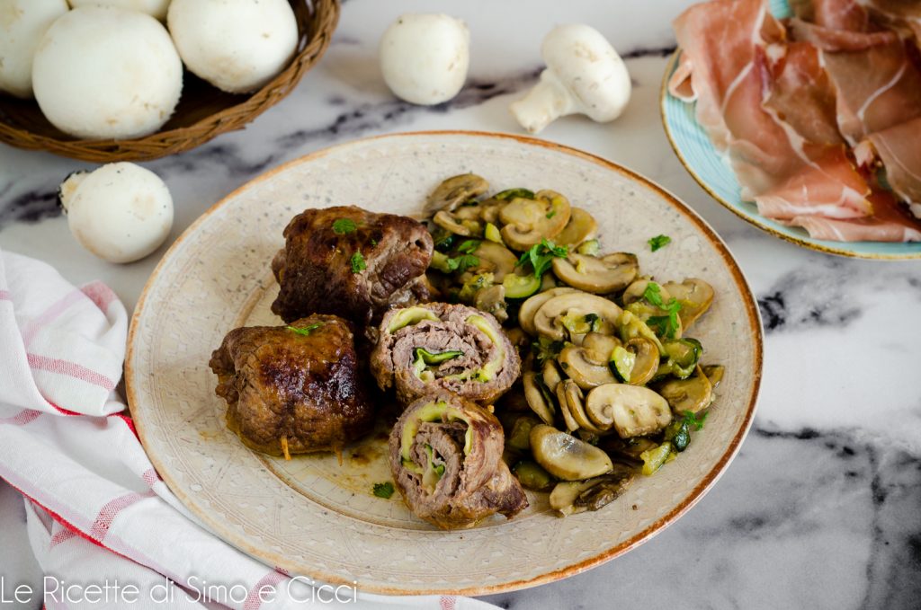 Rolinhos de carne com abobrinha e speck