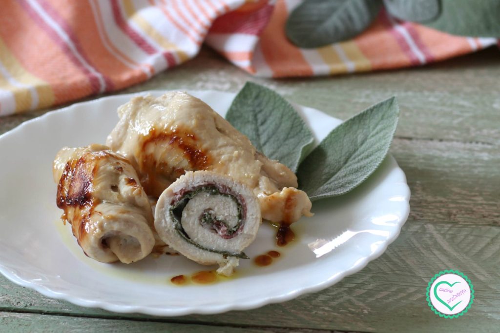 Receita Rolinhos de frango com sálvia e bacon