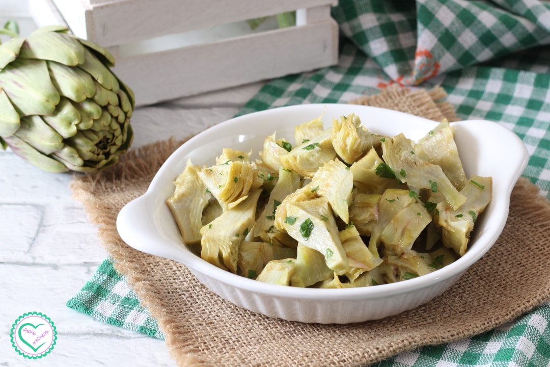 Salada de alcachofras