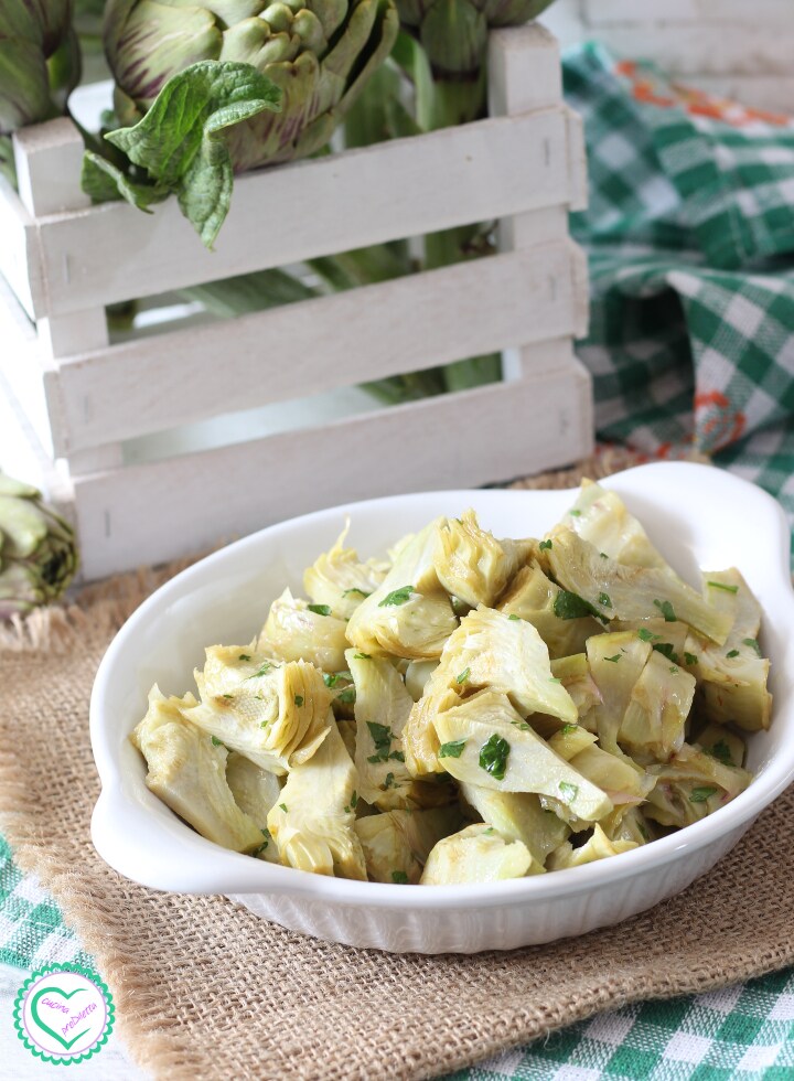 Salada de alcachofras