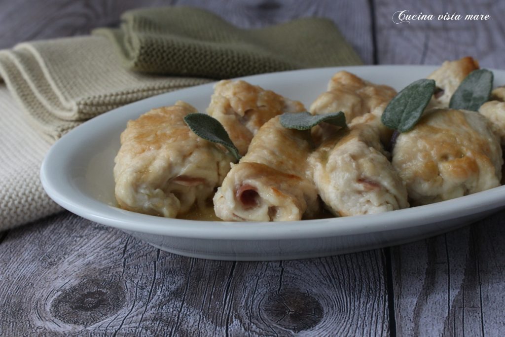 Saltimbocca de frango derretidos Cozinha vista ao mar