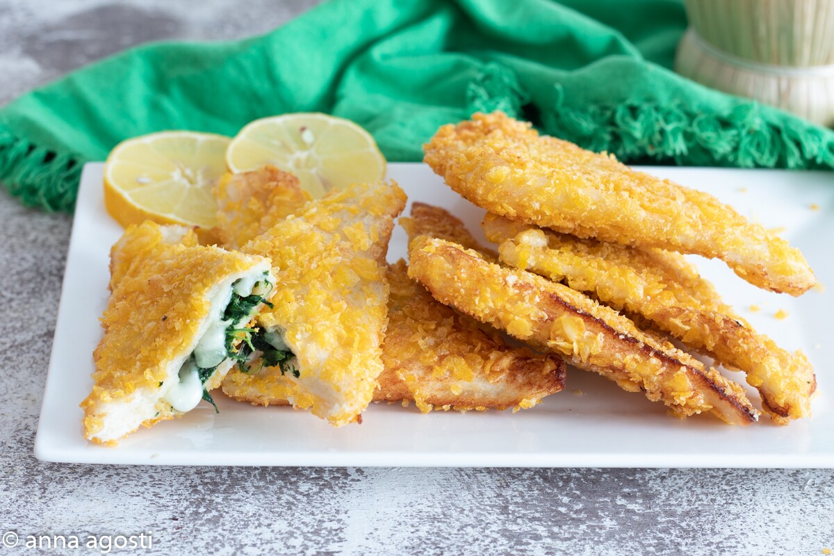 Sanduíches de pão de forma fritos