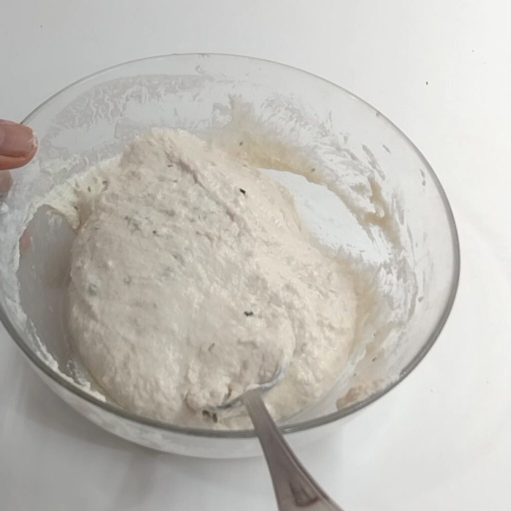Torta rústica de atum e tomatinhos