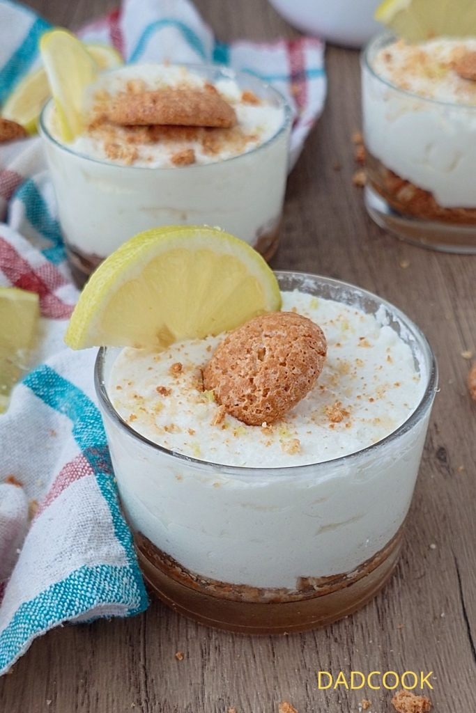 Sobremesa de Limão e Amaretti: O Creme Fresco Sem Cozimento e Sem Manteiga