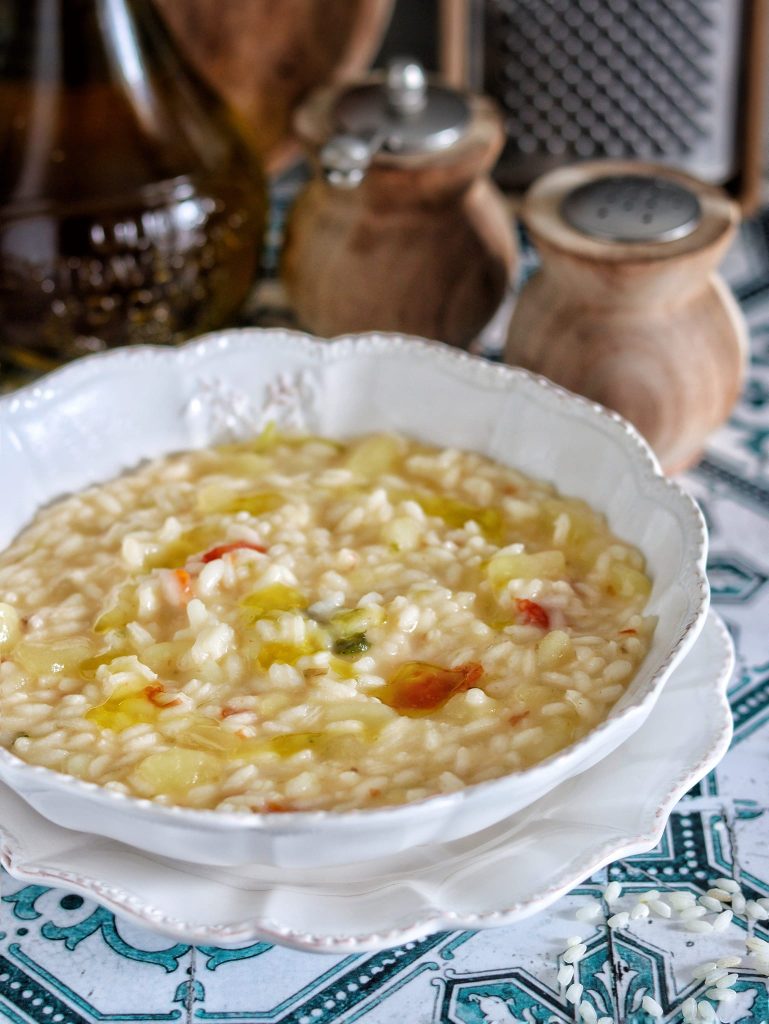 Sopa de arroz e batatas