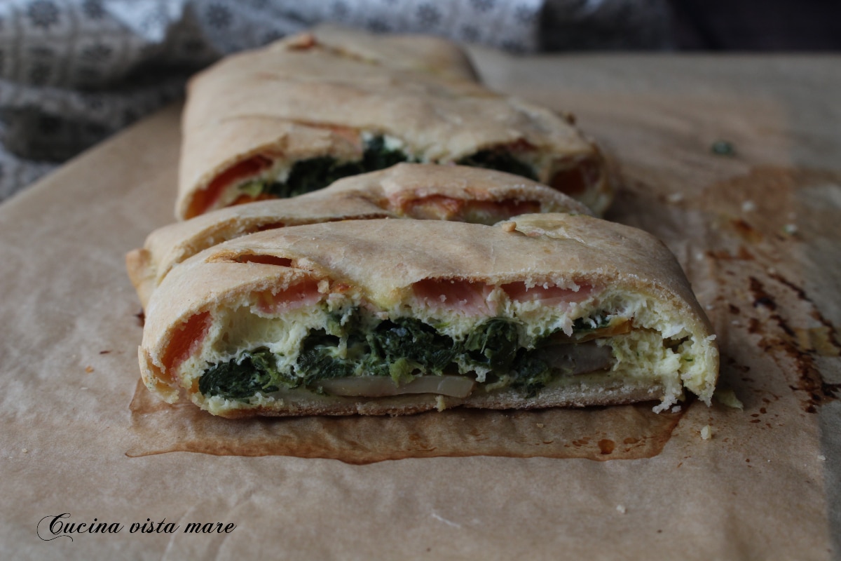 Strudel com ricota e verduras