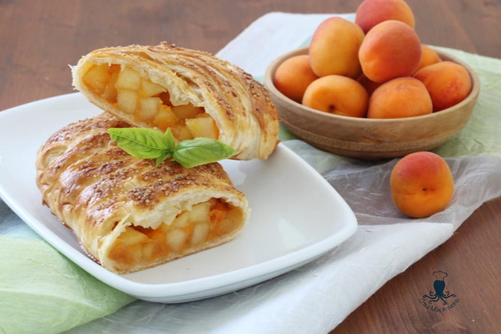 Strudel de damascos e maçãs