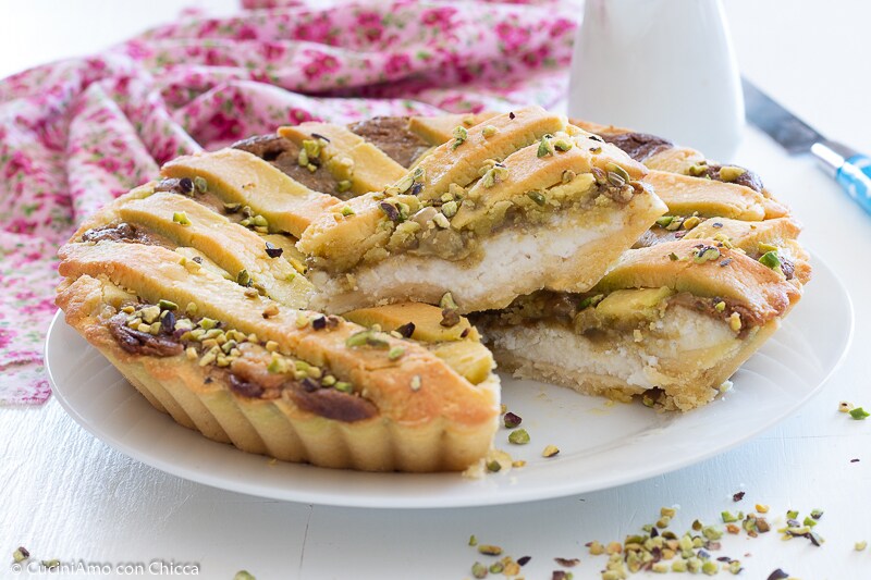 TORTA COM RICOTA E PISTACHE