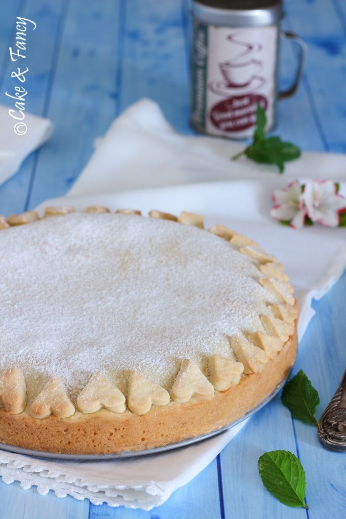 Torta coberta com ricotta