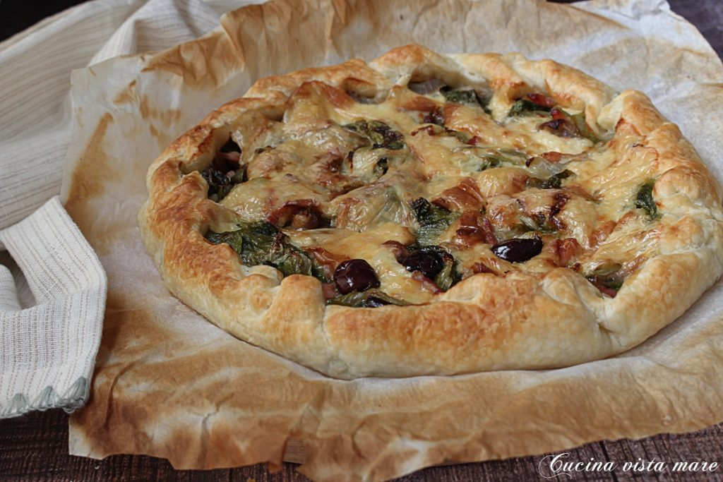 Torta rústica com escarola e provolone Cozinha vista mar