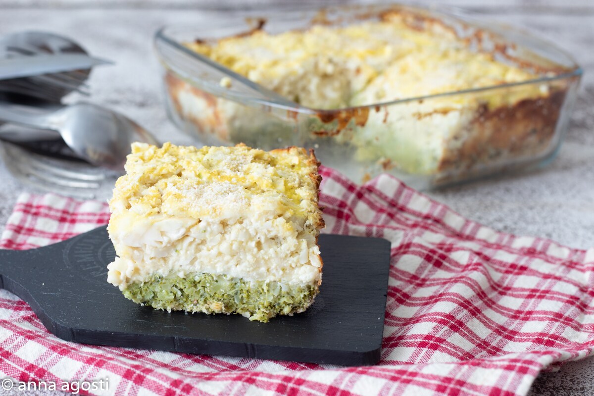 Torta salgada com brócolis, couve-flor e ricota
