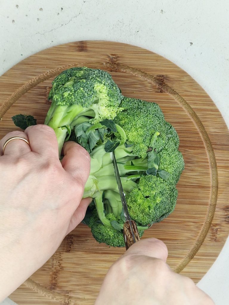 Torta salgada com brócolis e linguiça