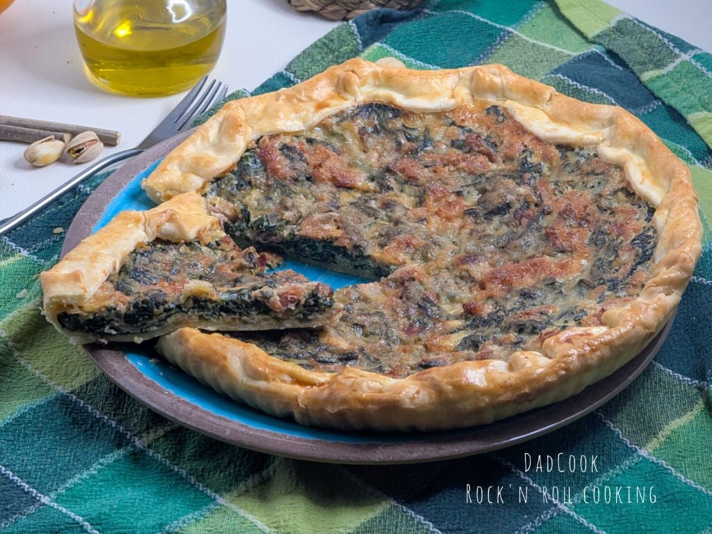 Torta salgada com presunto e espinafre fácil e saborosa