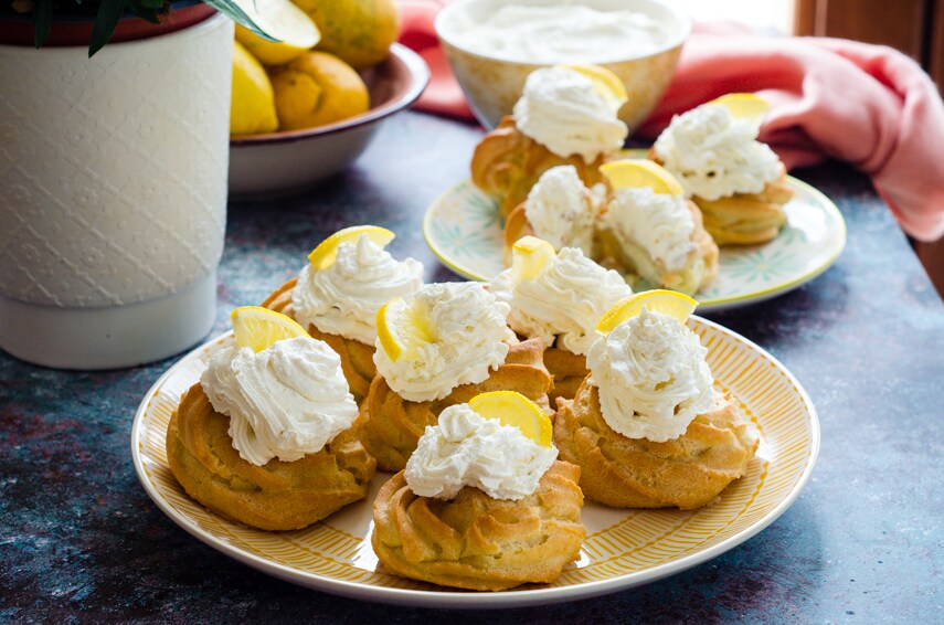 Zeppole com creme de leite e limão, assadas ou fritas, super deliciosas!