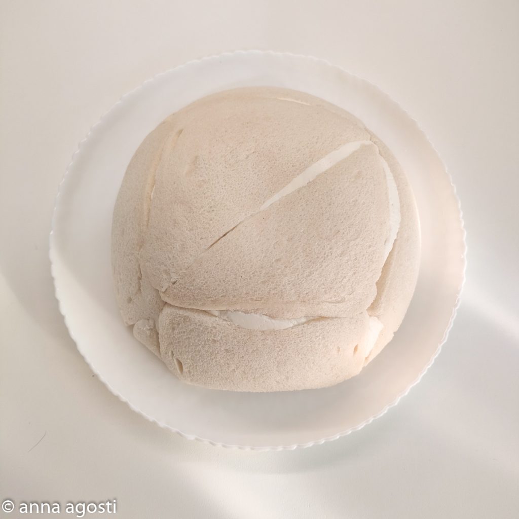 Zuccotto salgado com Salada Russa