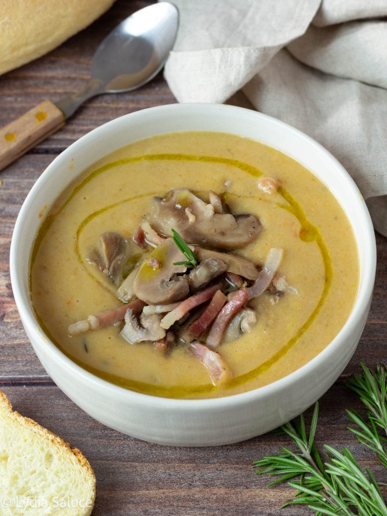 Sopa de feijão cannellini