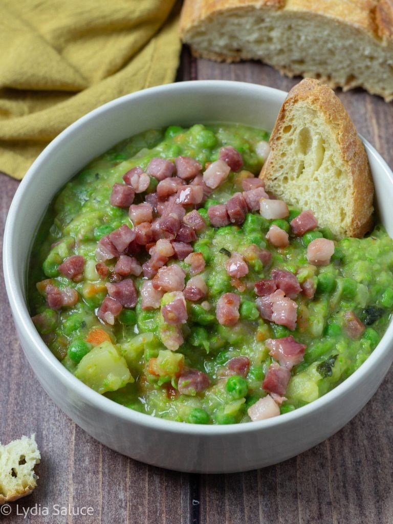 Sopa de ervilhas e bacon